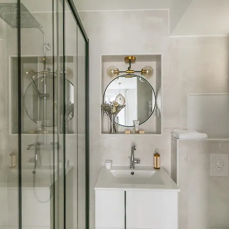 Apartment Marais Republique Family